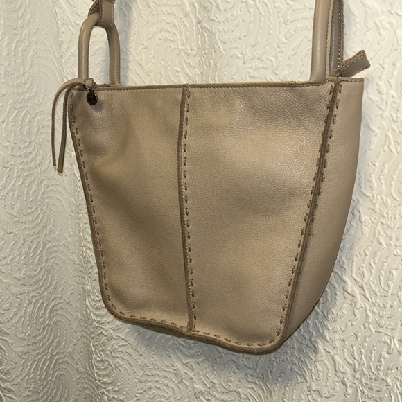 Sak. The Feliz Crossbody.  Sand color. - Picture 3 of 11